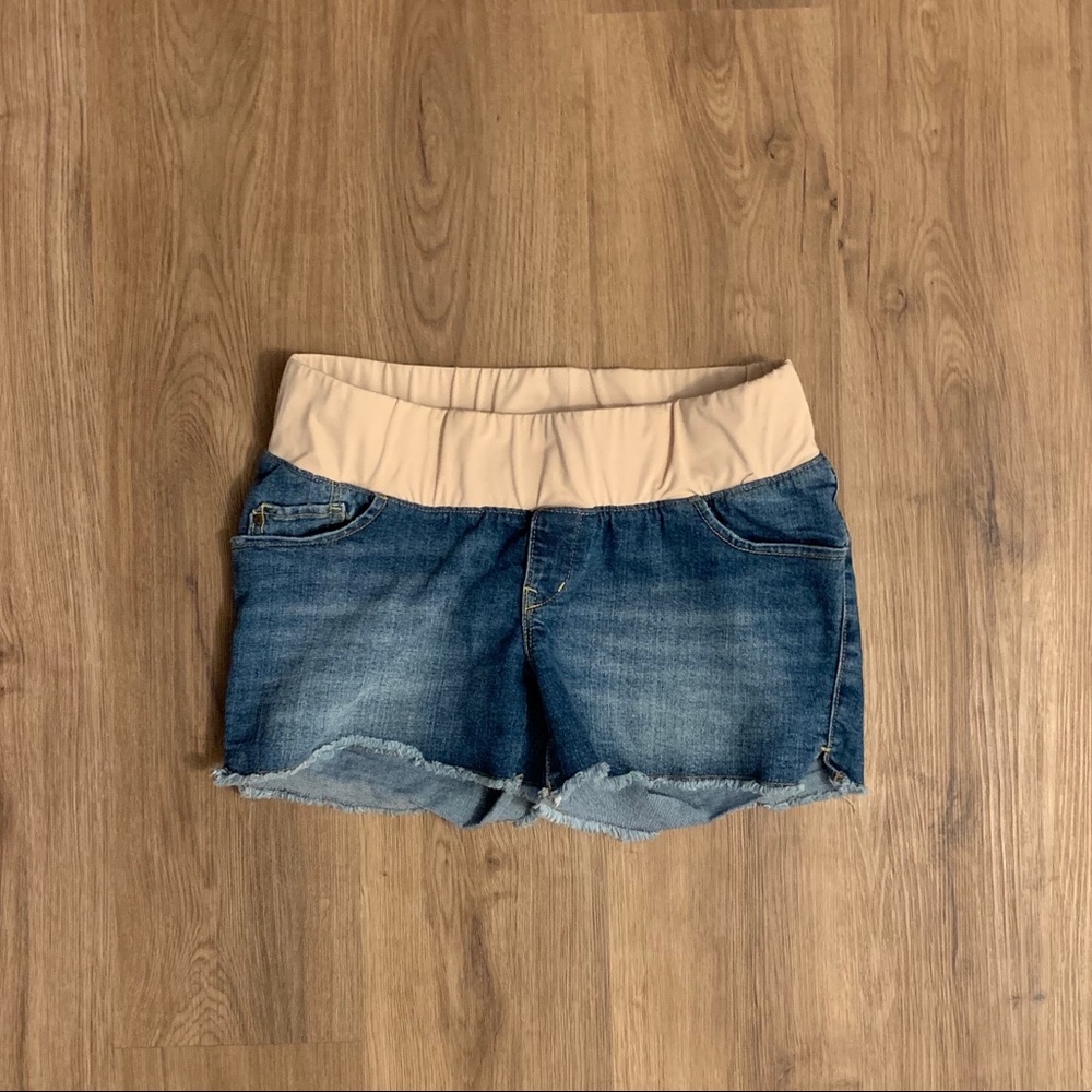 Old Navy Maternity Shorts